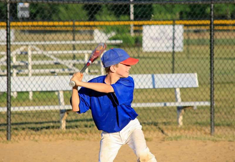 Is It Better To Choke Up on a Baseball Bat?